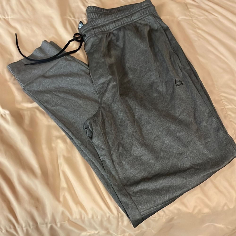 Mens Reebok jogger - large